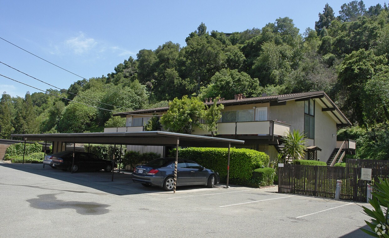 Primary Photo - 340 Rheem Blvd