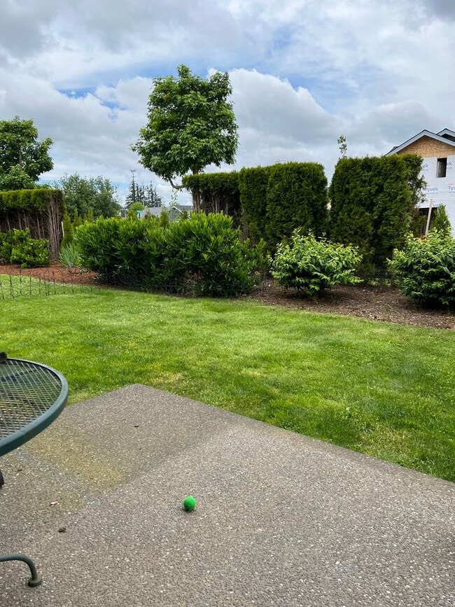 Building Photo - Must see 3 Bedroom 2 Bath Home for Rent, 5...