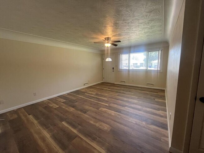 Foto del edificio - 333 26th Ave
