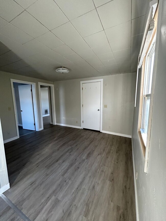 Building Photo - NW 2nd St Duplex (Upfeld &amp; Romano)