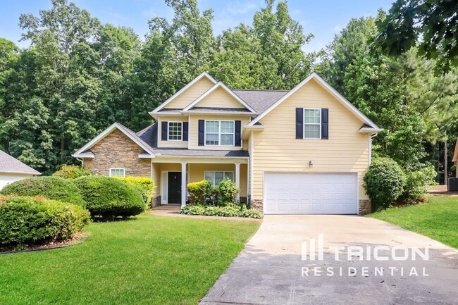 Building Photo - 246 Clairidge Cir
