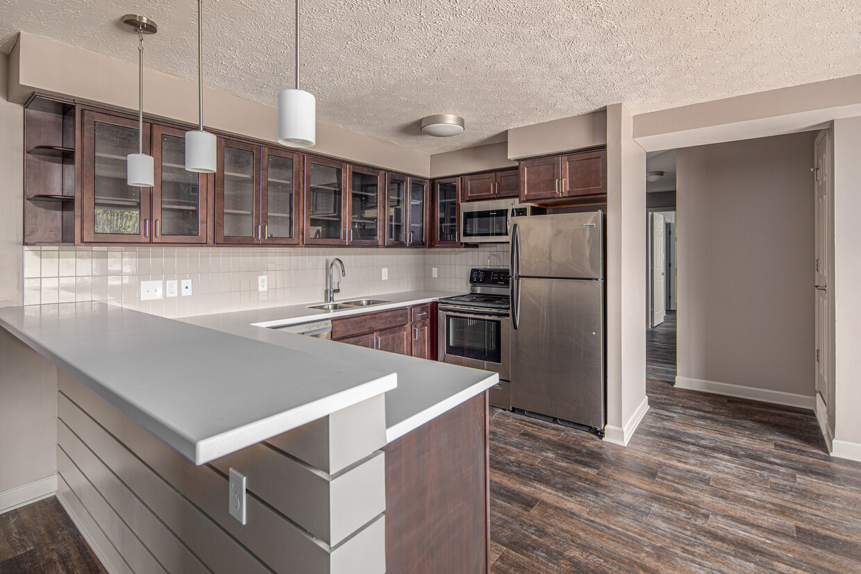 Kitchen - Circle 240
