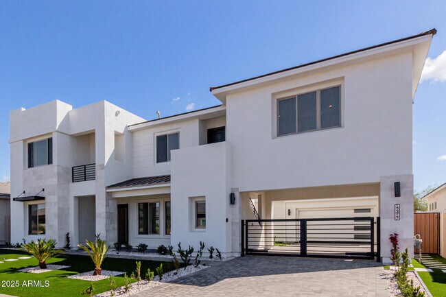 Foto del edificio - 12417 N 93rd Way