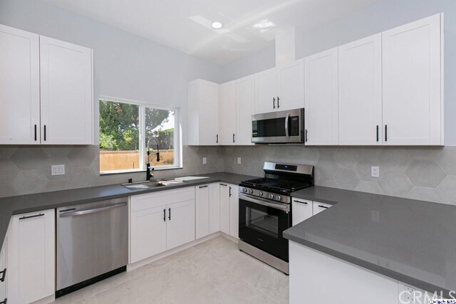 Building Photo - 10959 Debra Ave