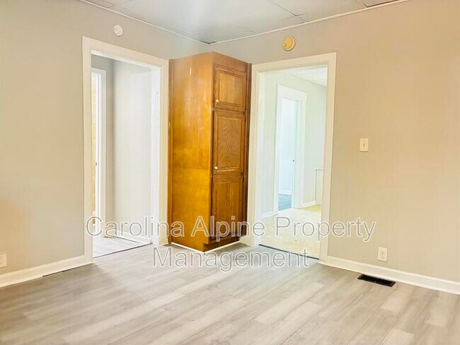 Foto del edificio - 419 N Broad St