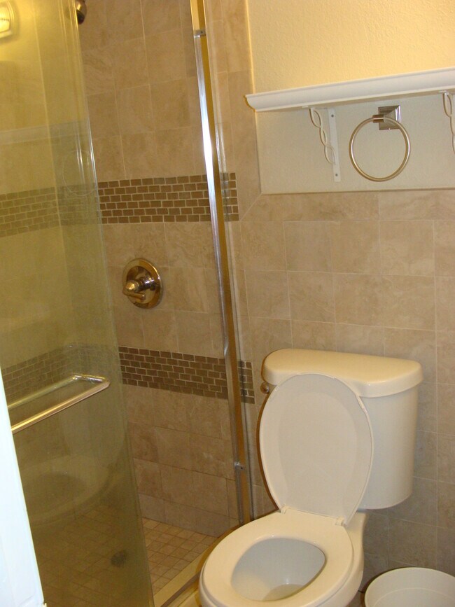 Foto del edificio - 1105 NE 15th St