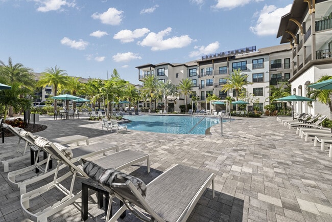 Foto del edificio - Indigo Stuart Apartments