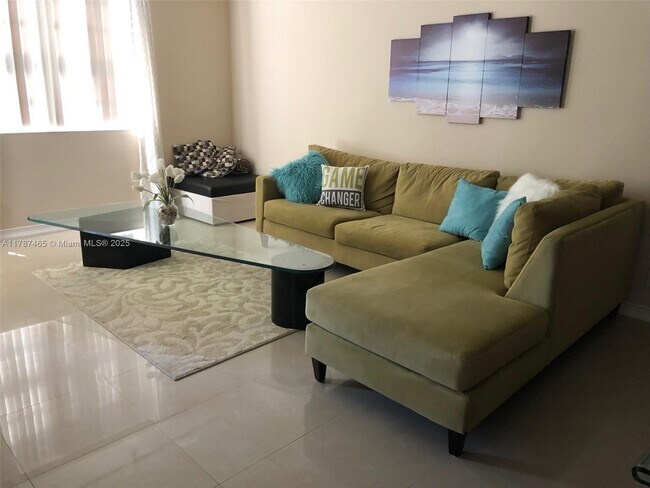 Foto del edificio - 3001 S Ocean Dr