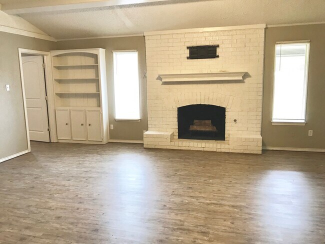 Foto del edificio - 8606 Geneva Ave