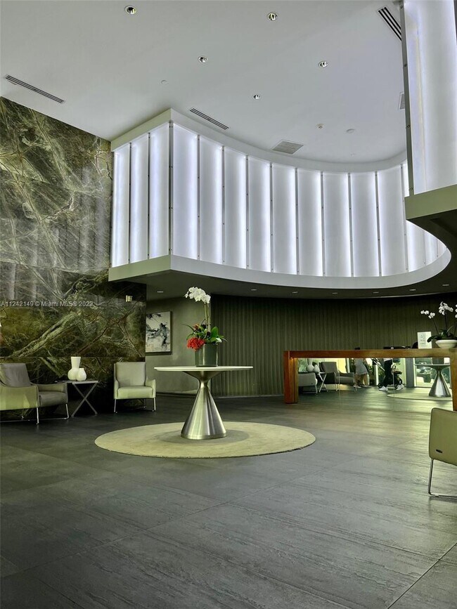 Foto del edificio - 90 SW 3rd St