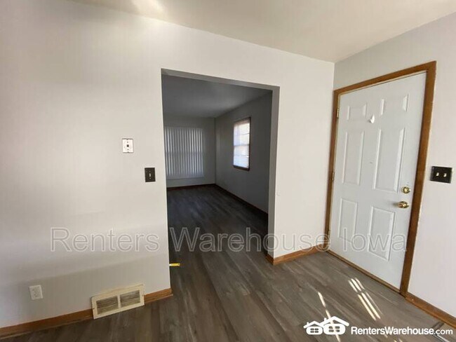 Building Photo - 4826 Valdez Dr