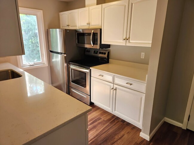 Building Photo - 120 Wood Duck Ln