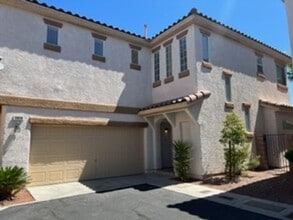 Building Photo - 10850 Avenzano St