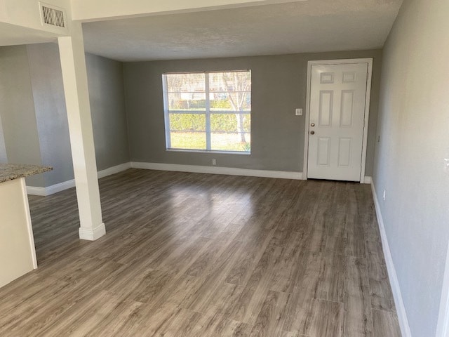 Building Photo - 1503 Hampton Rd