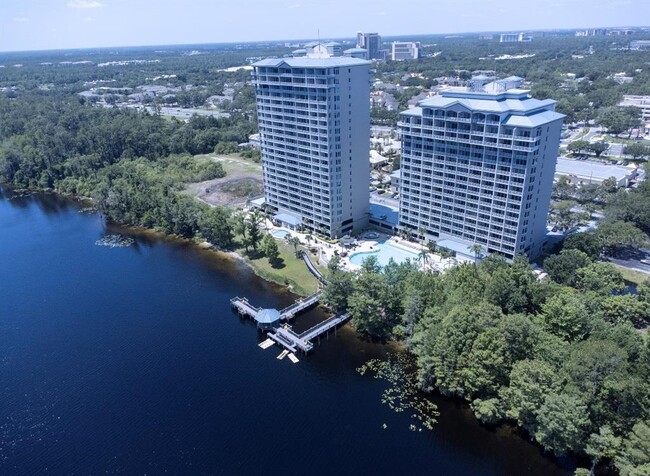 Foto del edificio - 13415 Blue Heron Beach Dr