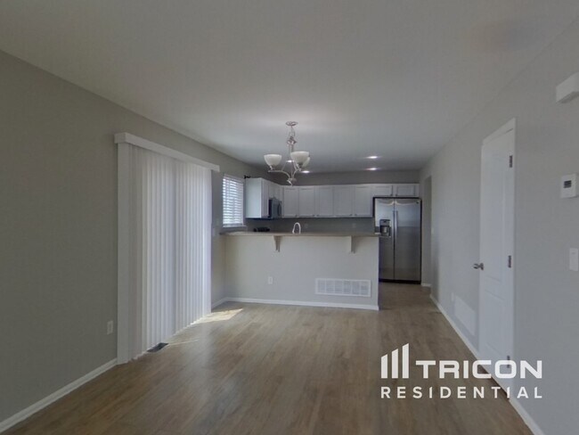 Building Photo - 7635 Canyon Oak Dr