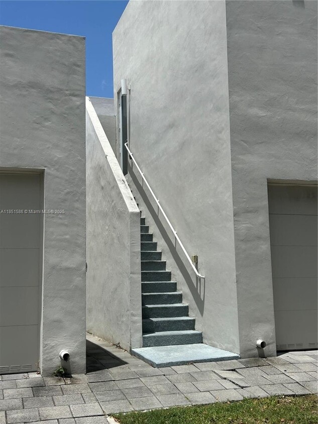 Primary Photo - 10424 NW 63rd Terrace