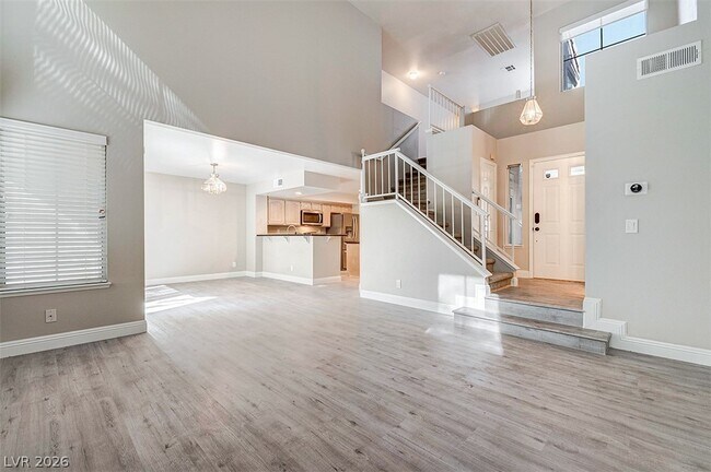 Building Photo - 2641 Golden Sands Dr