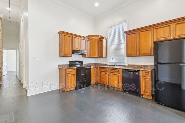 Foto del edificio - 1030-1032 Piety St