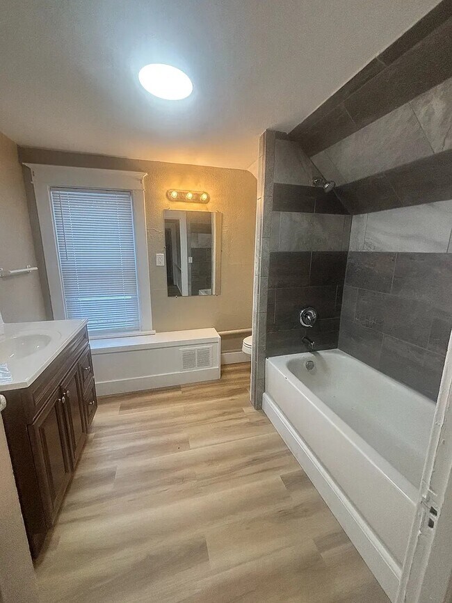 Foto del edificio - 352 Springfield Ave