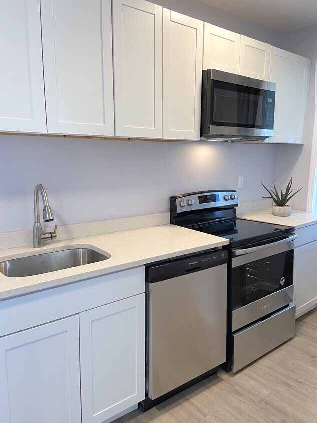 kitchen - 435 Westmoreland Ave