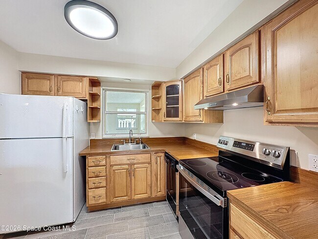 Foto del edificio - 1315 Lester Ct
