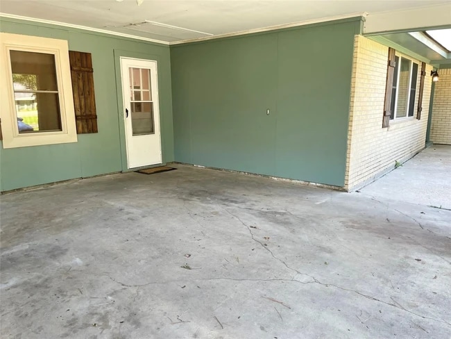 Building Photo - 2049 Horton Ave