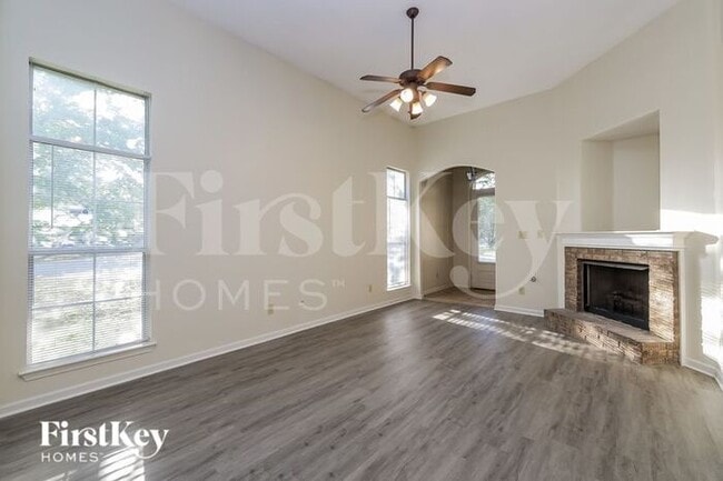 Building Photo - 7923 Bay Meadow Cir S