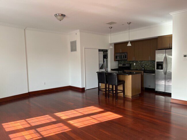 Foto del edificio - 3871 Amboy Rd