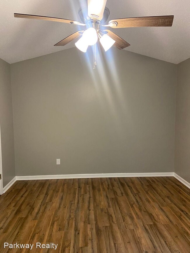 Building Photo - 3 br, 2 bath House - 155 Lisa Lane