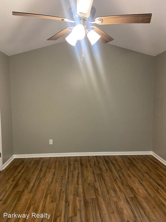 Foto del edificio - 3 br, 2 bath House - 155 Lisa Lane