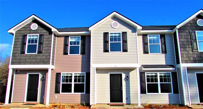 Building Photo - 11 Newport Sq Ct