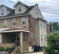 Building Photo - 43 Vermont St