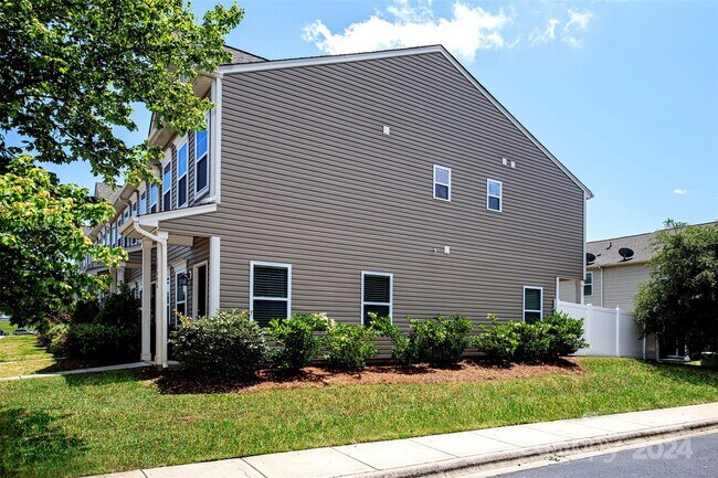 Foto del edificio - 13406 Calloway Glen Dr
