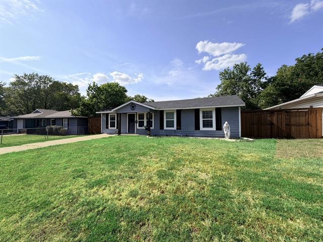 Building Photo - 1109 Leyenda Dr