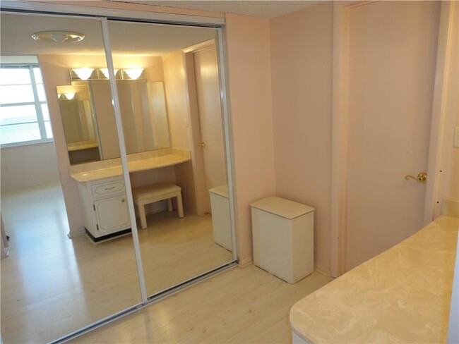 Foto del edificio - 750 N Ocean Blvd