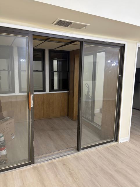 Foto del edificio - Columbia Condo