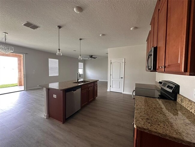 Building Photo - 19339 Paddock View Dr