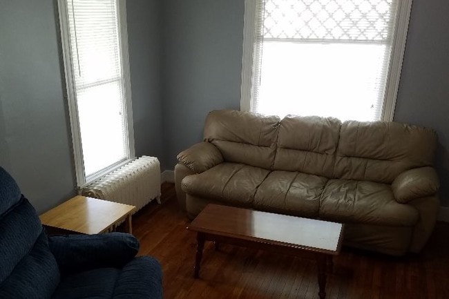 Living Room - 30 Allen St