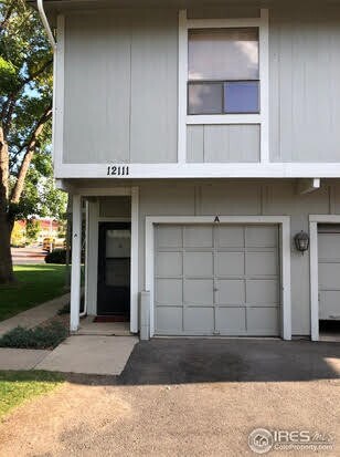 Foto principal - Bright 2 Bed/1 Bath Condo with Garage for ...