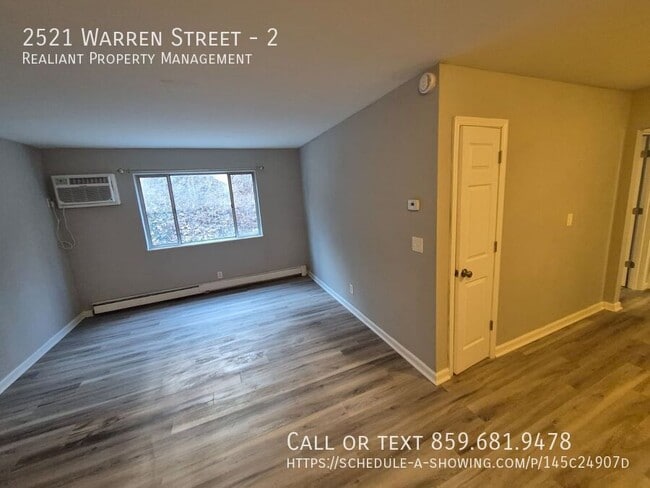 Foto del edificio - 2521 Warren St