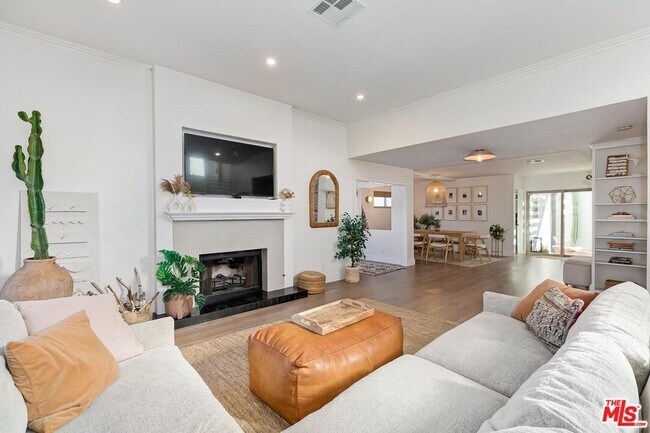 Foto del edificio - 810 Commonwealth Ave