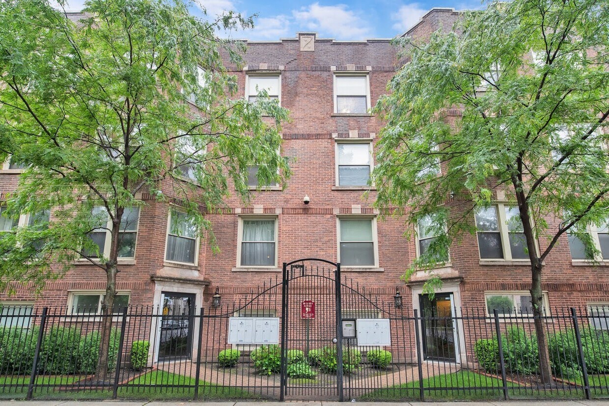 Primary Photo - 6426 S Woodlawn Ave