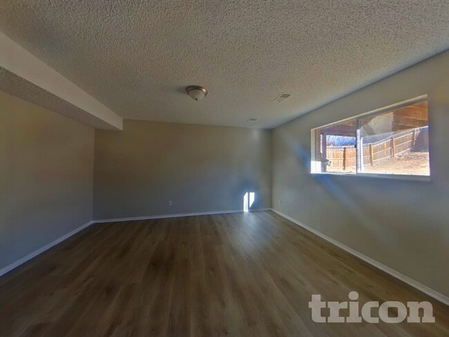 Building Photo - 2240 27th Ave Ct