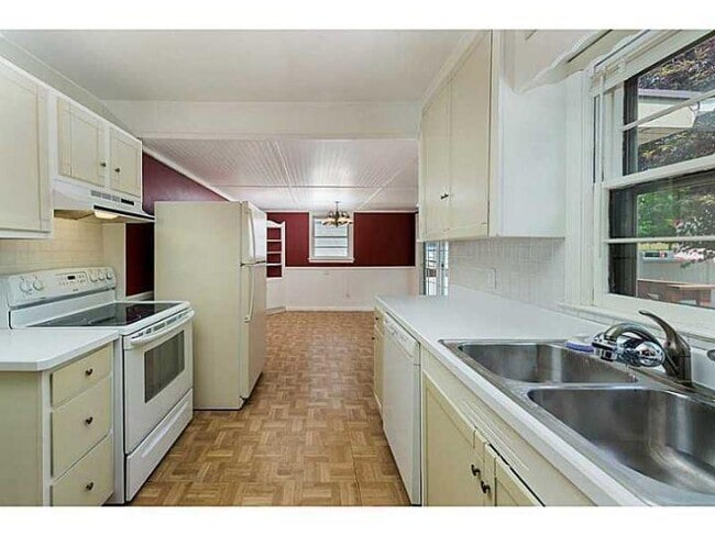 Building Photo - 5 bedroom in Billings MT 59101