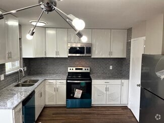 Building Photo - 30246 Spain Ct