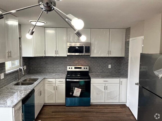 Building Photo - 30246 Spain Ct