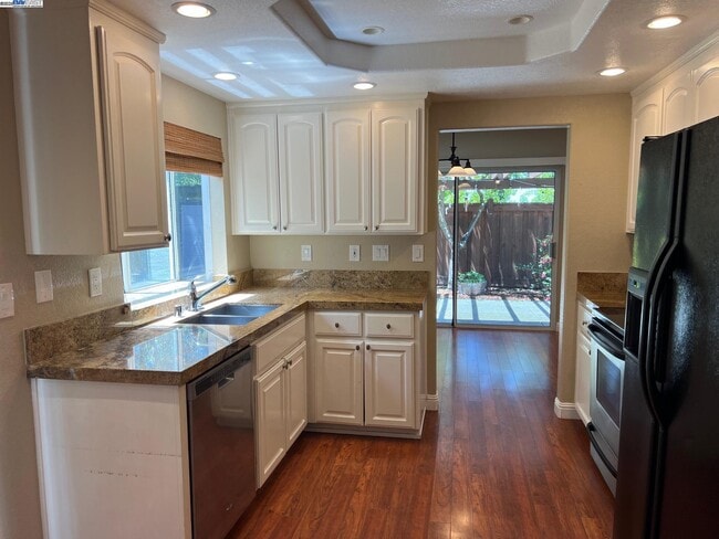 Building Photo - 4173 Garibaldi Pl