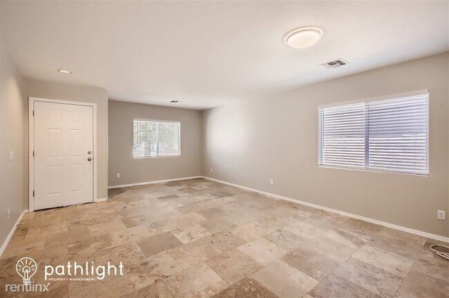Foto del edificio - 4 br, 2.5 bath House - 11587 Longley Lane ...