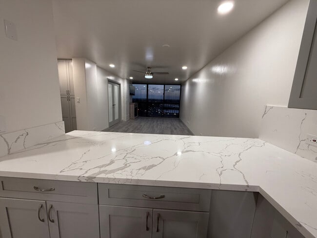 Foto del edificio - 4300 Waialae Ave